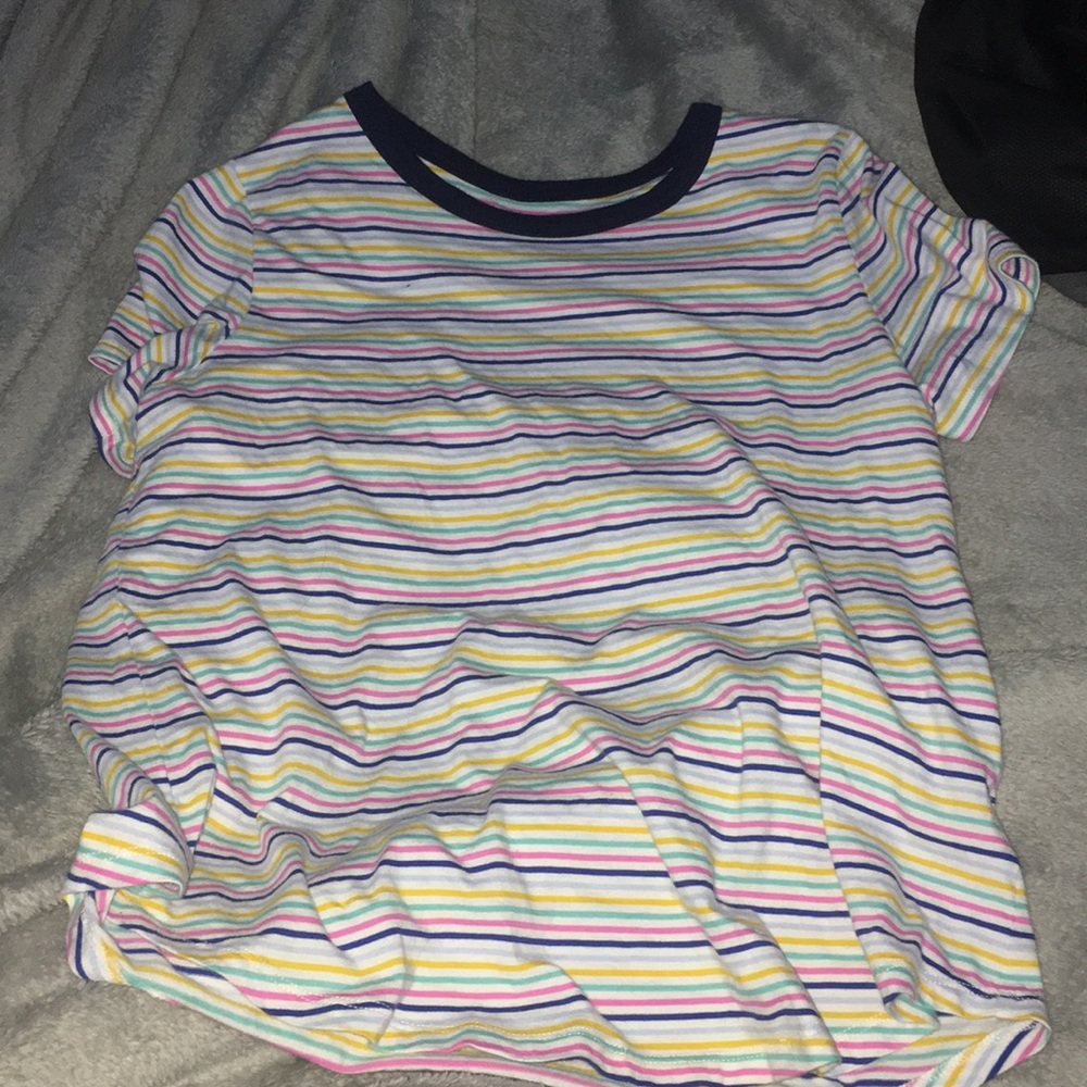 old navy shirt